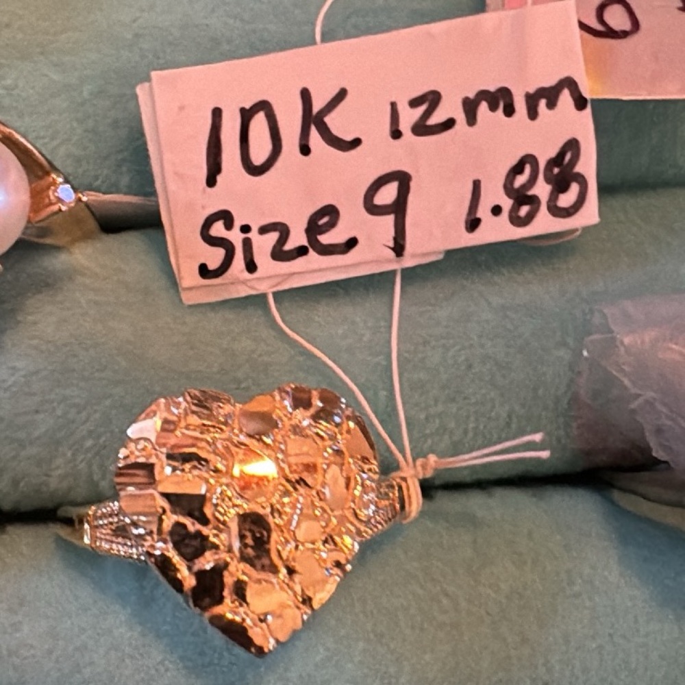 10k real Gold Heart Ring size 9